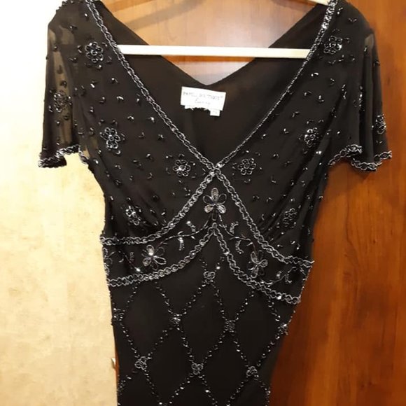 PAPELL BOUTIQUE Tops - PAPELL BOUTIQUE Beaded ss top sz M - L